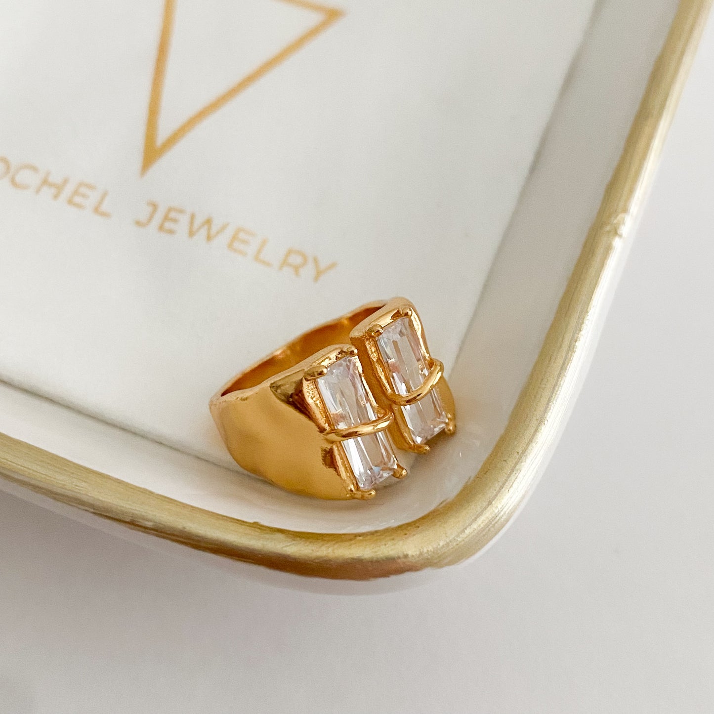 Victoria Ring