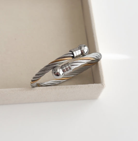 Vienna Bracelet Model 2