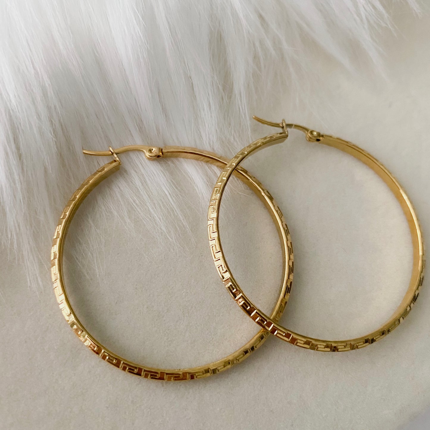Cleo Hoops