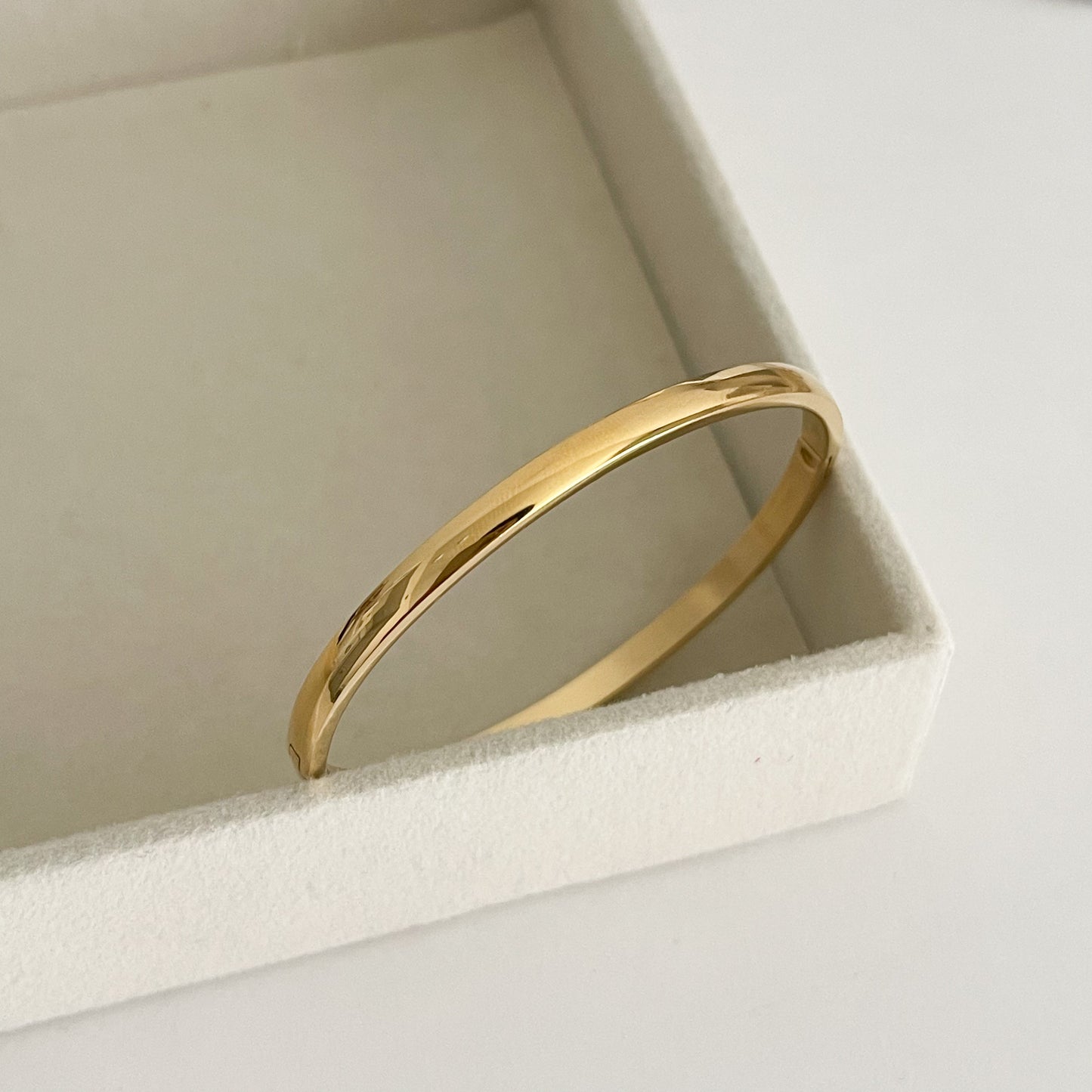 Belara Gold Bracelet
