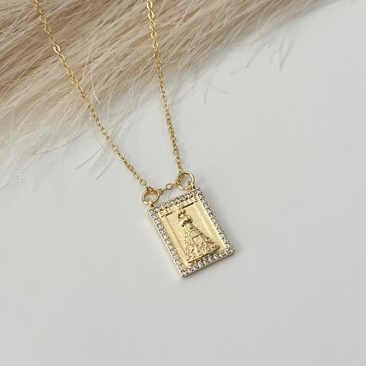 Virgen del Valle Necklace (Scapular)
