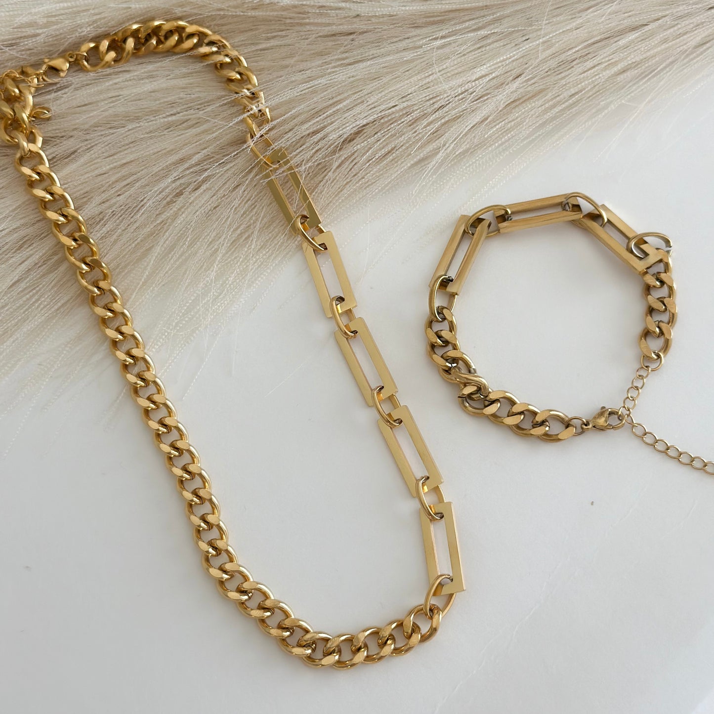 Nadia Gold Set