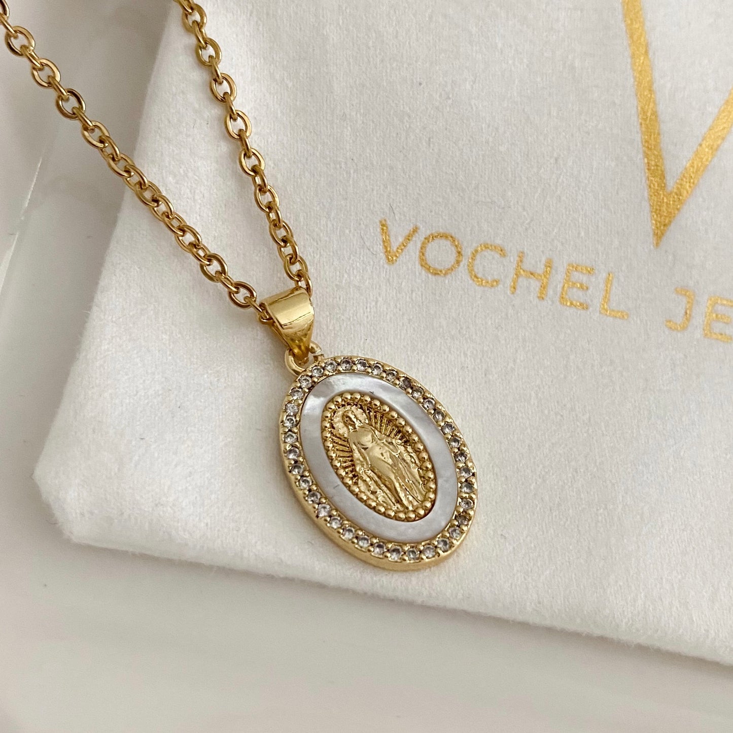 Milagrosa Necklace in Nacre