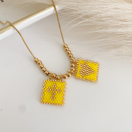 Yellow and gold scapular