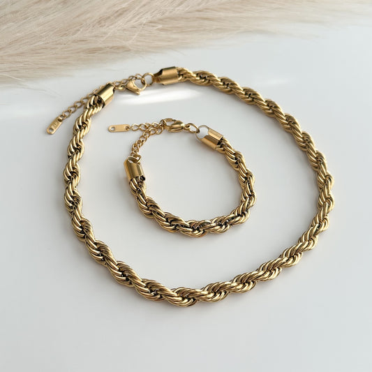 Amara Set (2 Pieces)
