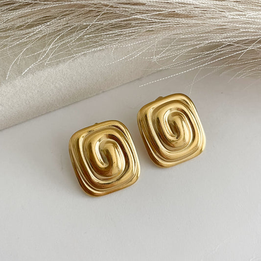 Saffira Hoops