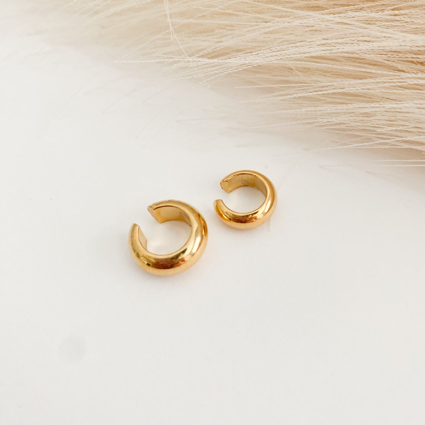 Classic Mini Gold Earcuff