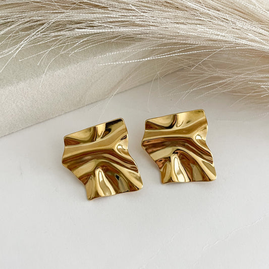 Marisse Hoops
