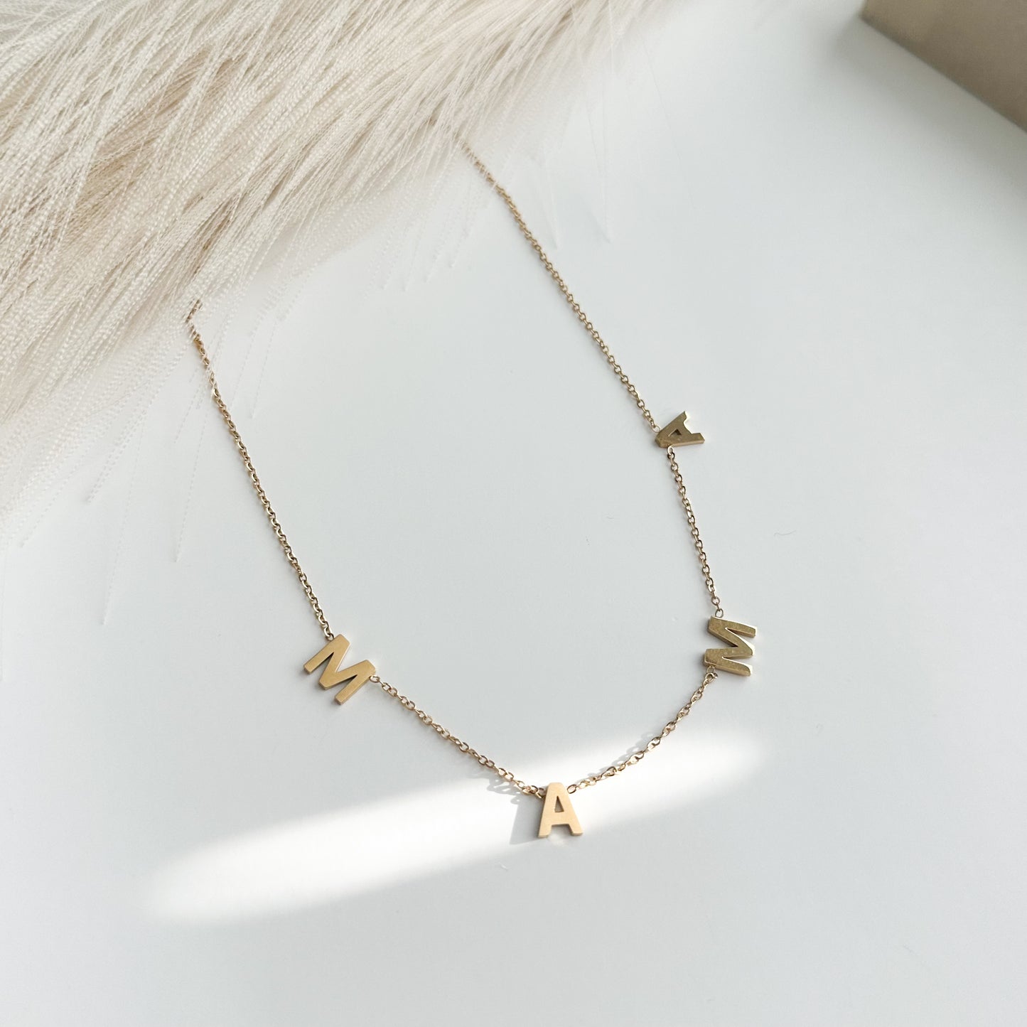 Clau Mamá Necklace