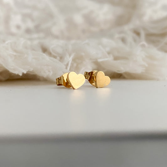 Mini heart earrings